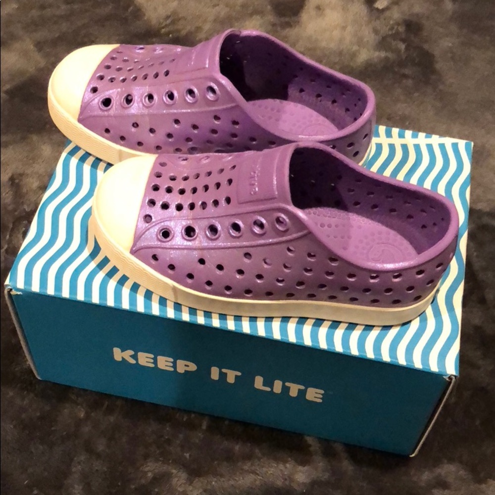 Native Jefferson Iridescent Purple EVA shoes